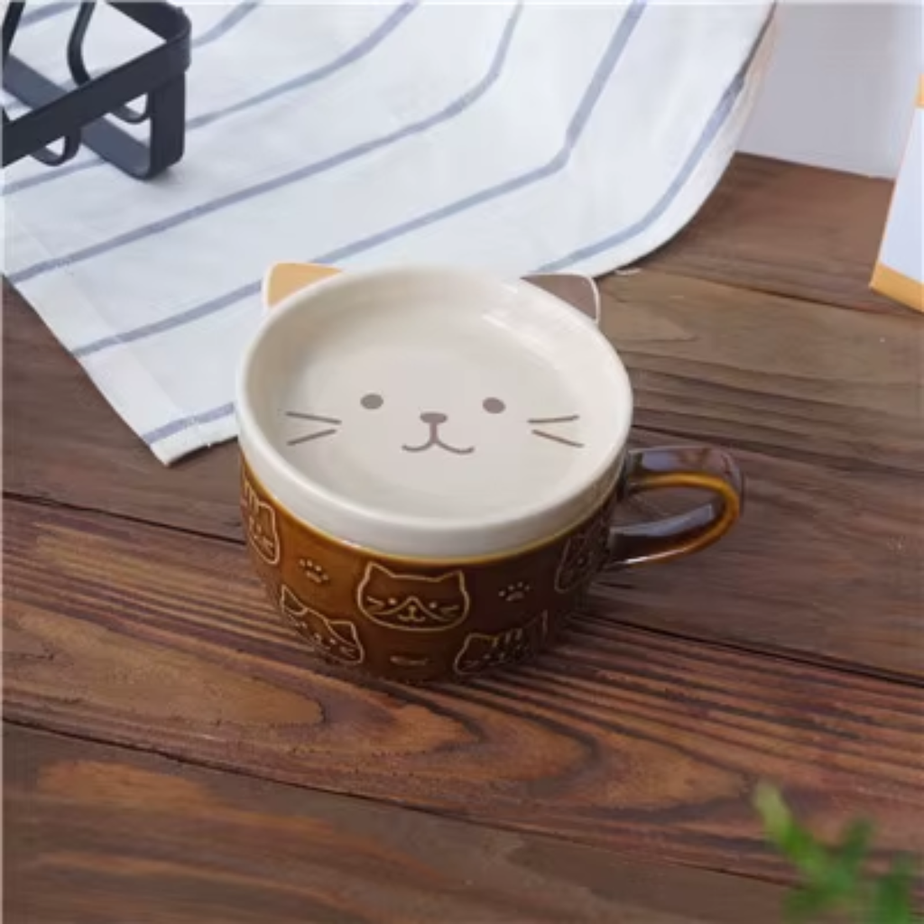Japanese Happy Kitten Ceramic Cat Mug with Lid
